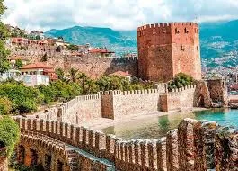 Alanya: twierdza, Czerwona Wieża, jaskinie Damlataş i Dim